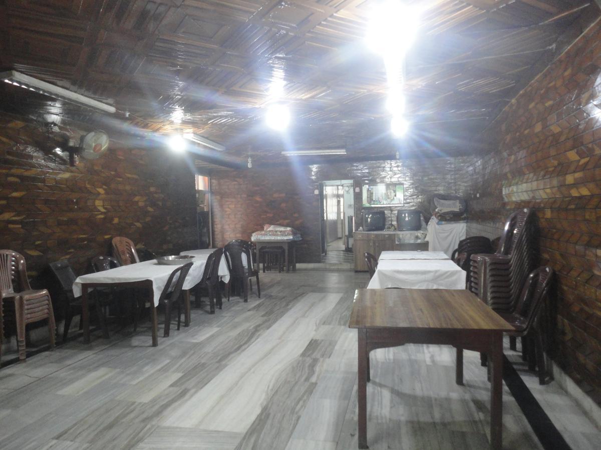 Hotel Walnut Grove Мусори Екстериор снимка